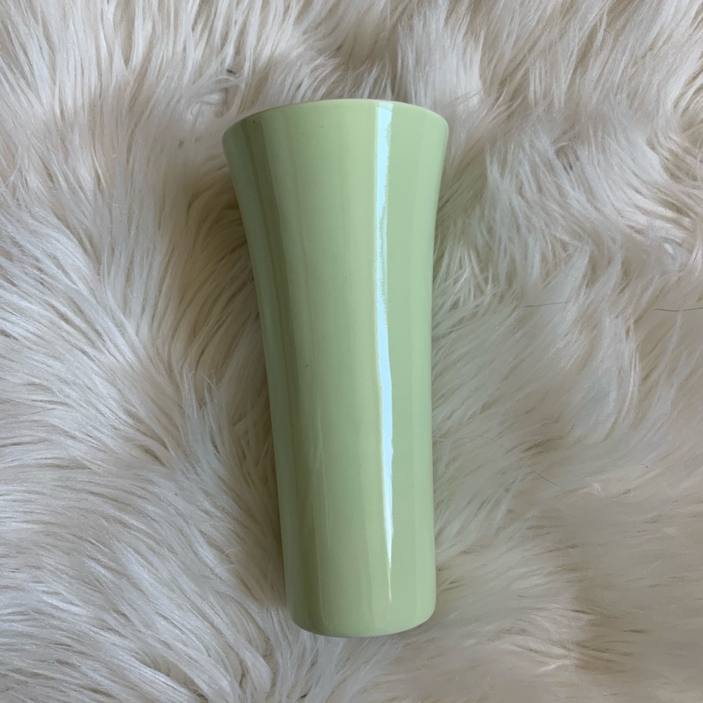 1960’s VINTAGE MINT GREEN VASE